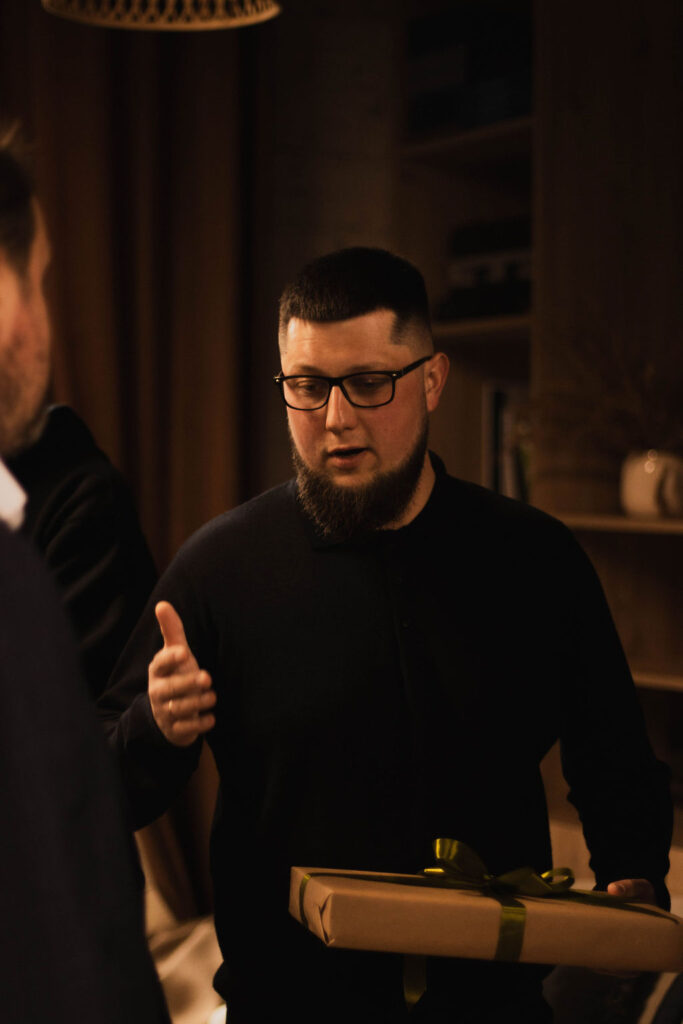 Зустріч <br> 18.04.2026
