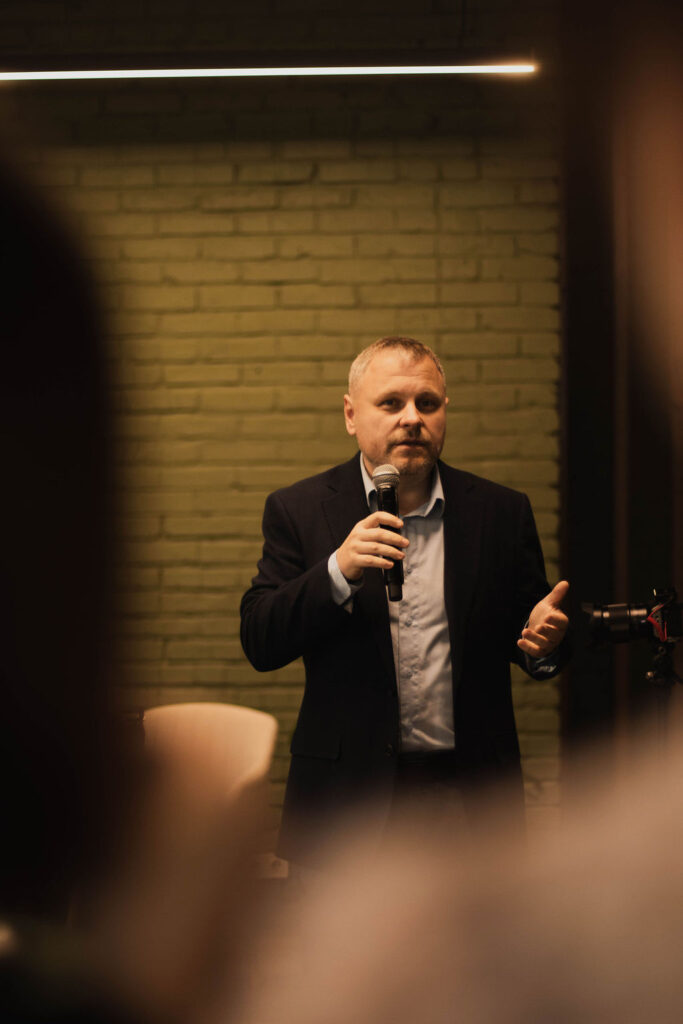 Зустріч <br> 18.04.2026